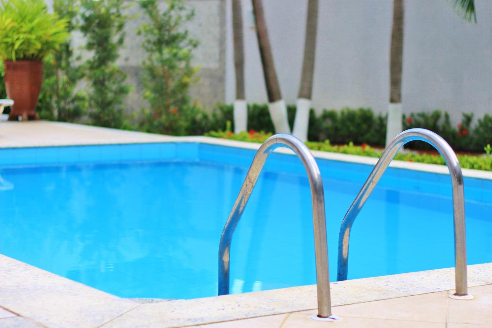 Apartamento Em Frente Ao Shopping Itaigara - Salvador Appartement Buitenkant foto